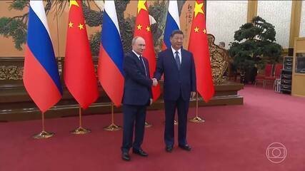 Xi Jinping e Líderes Globais Discutem Longevidade em Desfile Marcado por Tensões Internacionais - Imagem do artigo original