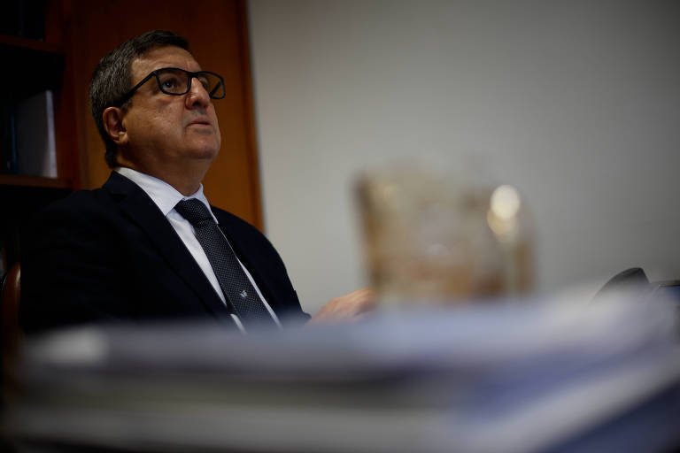 Câmara Aprova Proibição de Descontos Automáticos em Benefícios do INSS para Combater Fraudes - Imagem do artigo original