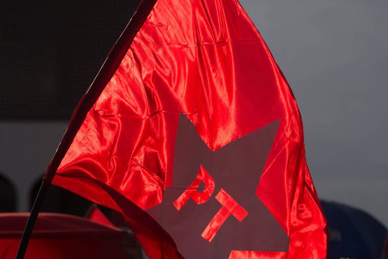 PT gasta R$ 8,2 milhões com empresas de ex-dirigente - Imagem do artigo original