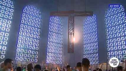 Capela das Velas em Aparecida: Devoção e Cera Gigante - Imagem do artigo original