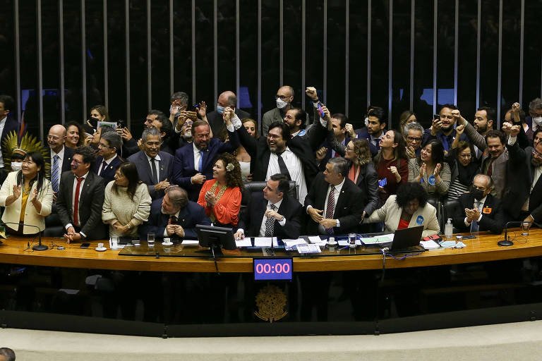 PF Investiga Desvios na Lei Paulo Gustavo em Operação - Imagem do artigo original