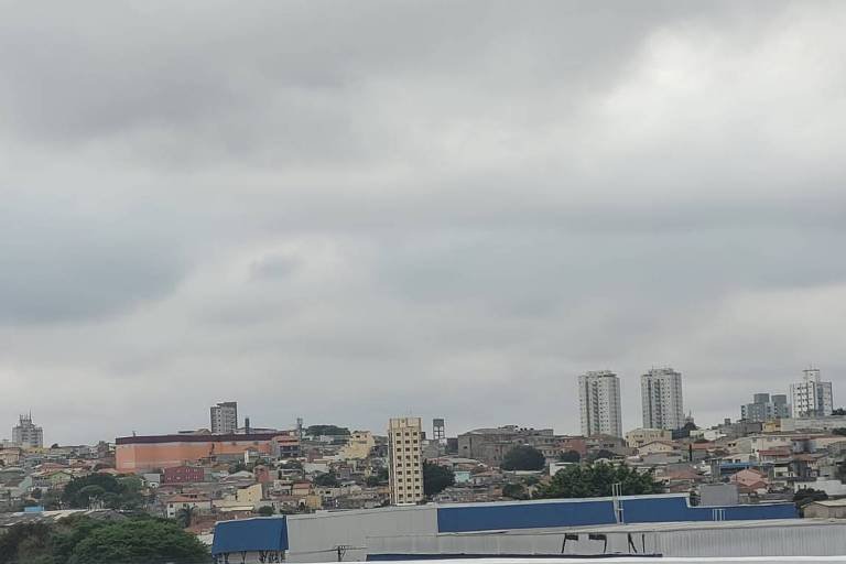 Frio Persiste: Temperatura em SP Varia de 10°C a 20°C Nesta Terça - Imagem do artigo original