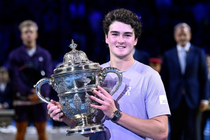 João Fonseca: Vitórias Impulsionam Ranking de Faturamento ATP - Imagem do artigo original