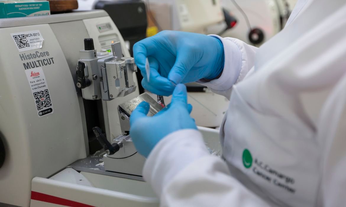 Cura do Câncer de Próstata pode chegar a 98%, revela SBU - Imagem do artigo original