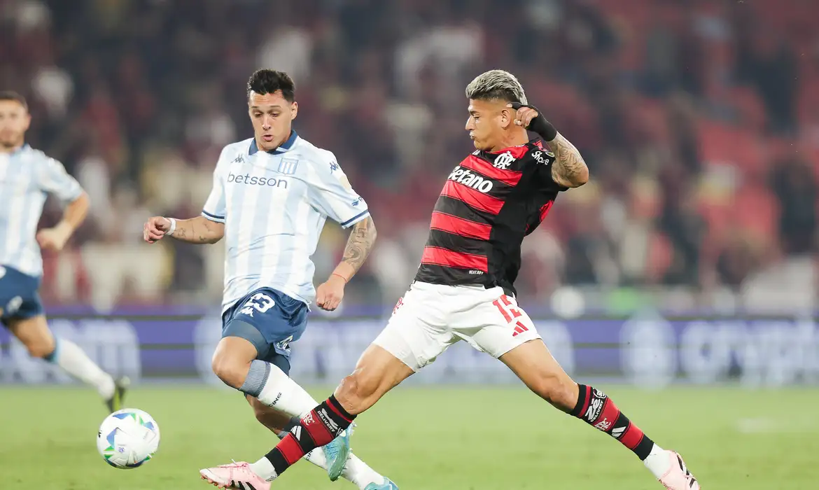 Flamengo busca vaga na final da Libertadores contra Racing - Imagem do artigo original