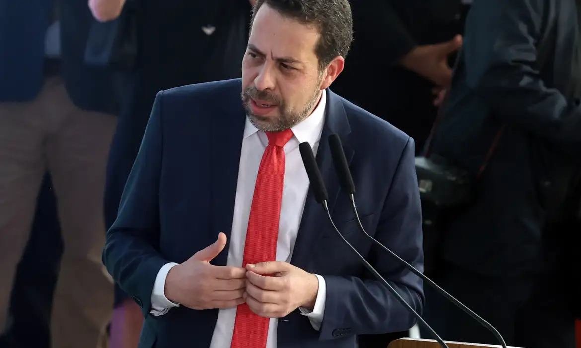 Boulos critica operação e define foco do crime organizado - Imagem do artigo original