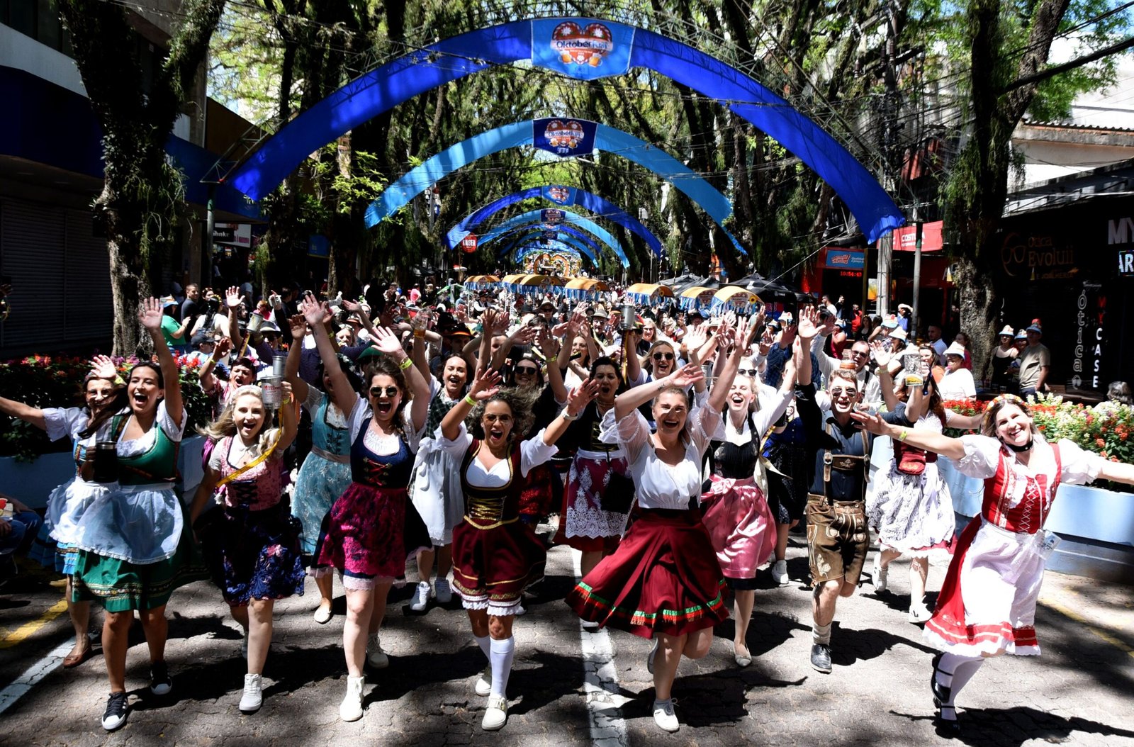 40ª Oktoberfest Santa Cruz do Sul: Atrações e Datas - Imagem do artigo