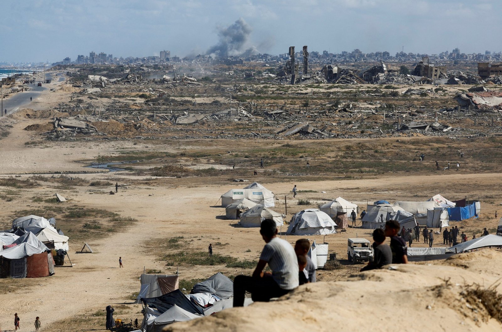 Acordo de Paz em Gaza: Força-Tarefa Busca Corpos de Reféns - Imagem do artigo