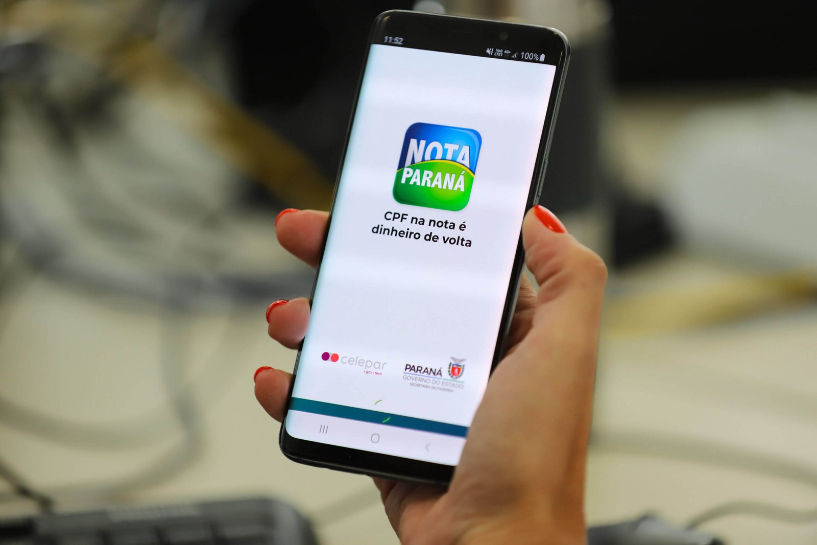 Mulher fatura R$ 50 mil no Nota Paraná com nota fiscal única - Imagem do artigo