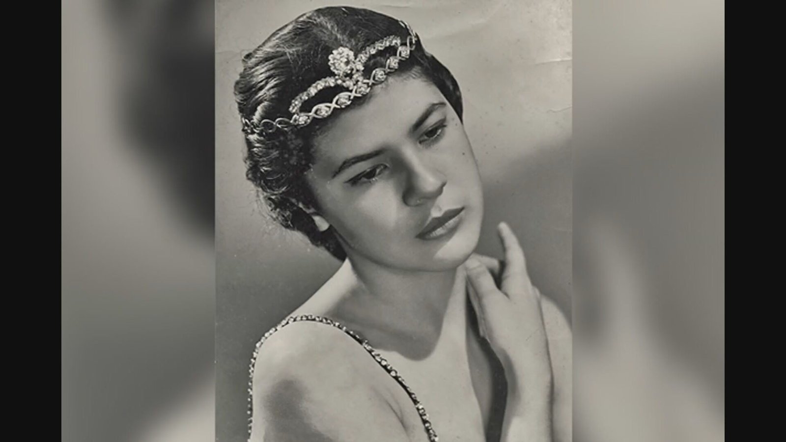 Velório de Gisèle Santoro Marca Despedida no Teatro Nacional - Imagem do artigo