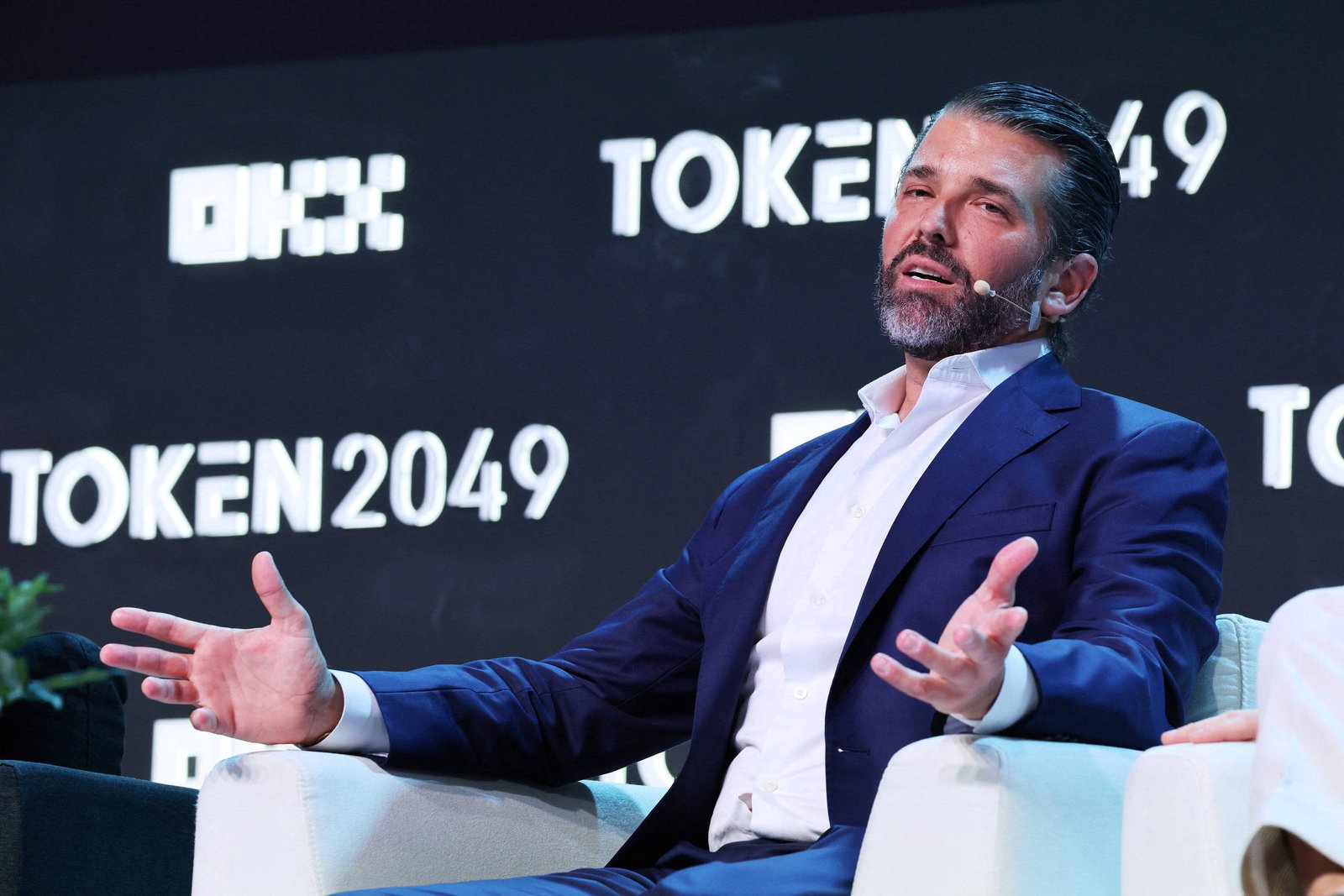 Empresa de Drones Ligada a Trump Jr. Recebe Contrato Milionário - Imagem do artigo