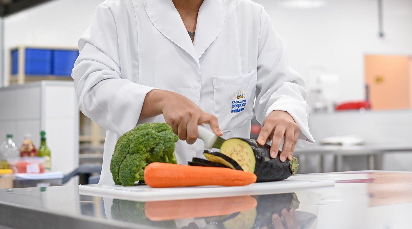 Alimentos que Aumentam a Imunidade: Ciência Esclarece Mitos - Imagem do artigo