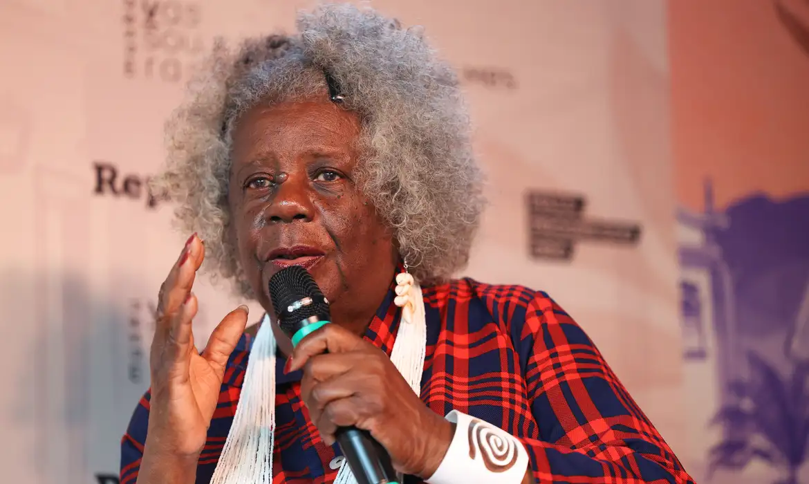 Flup 2025: Conceição Evaristo é a 1ª Homenageada em Vida - Imagem do artigo original