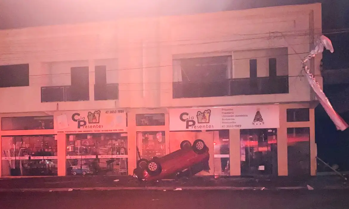 Tornados no Paraná: Entenda Fenômenos Difíceis de Prever - Imagem do artigo original