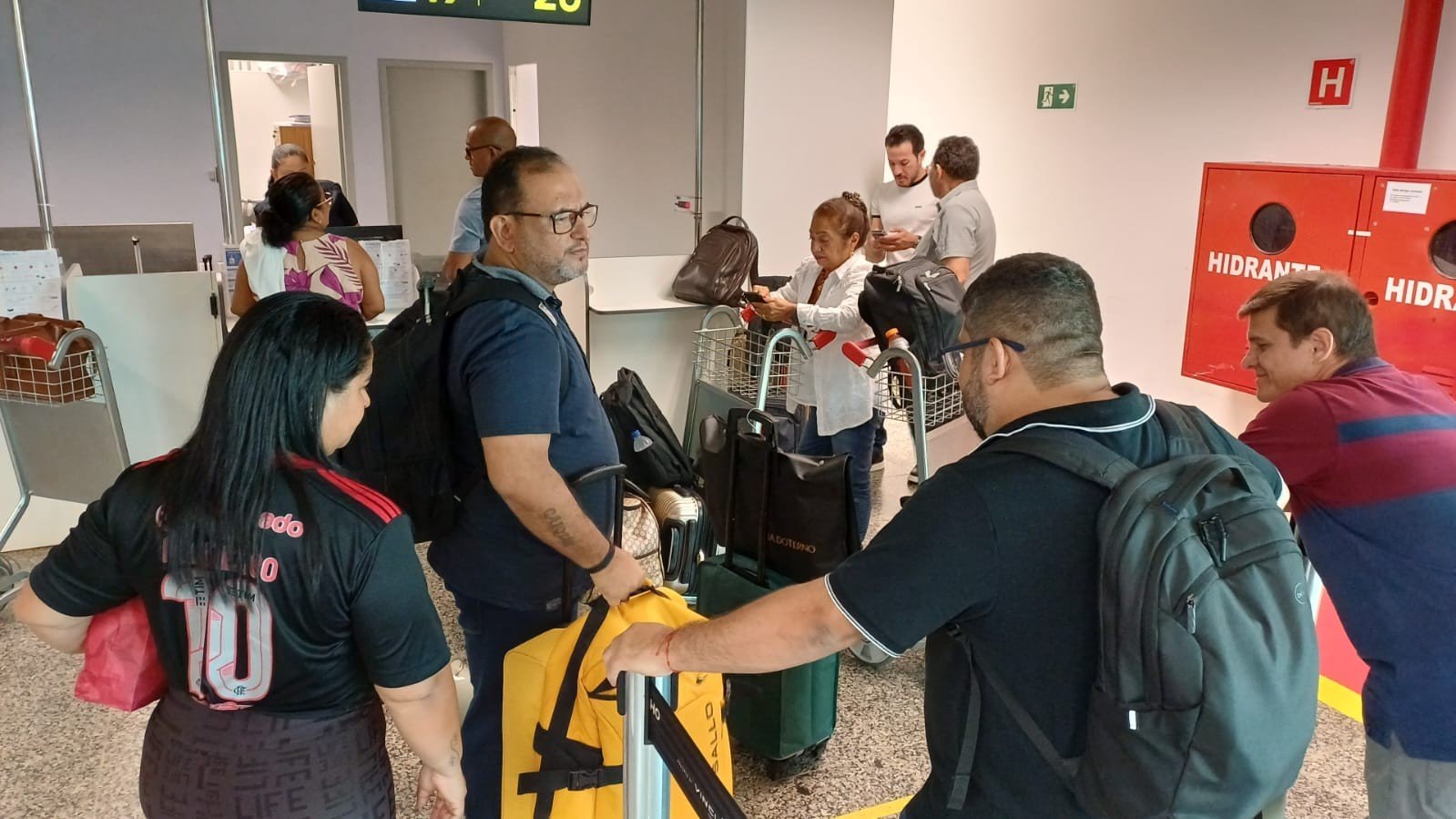 Atraso de Voo Azul Causa Perdas a Indígenas de RO na COP30 - Imagem do artigo