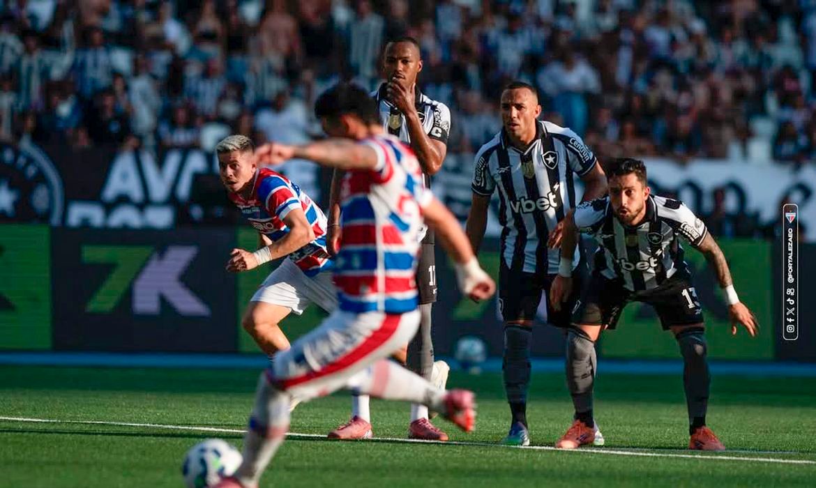 Rebaixamento Brasileirão 2025: Fortaleza e Ceará caem para Série B - Imagem do artigo original