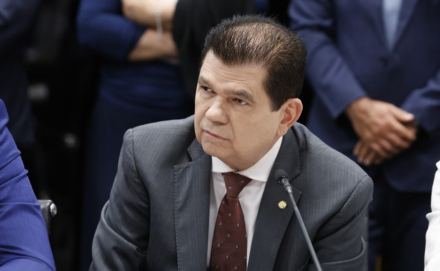 Câmara Aprova Regras para Comitê Gestor do IBS em Projeto Final - Imagem do artigo original