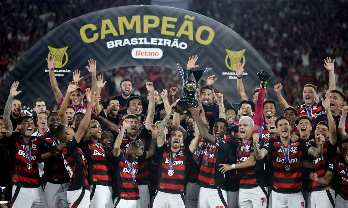 Ranking CBF 2025: Flamengo lidera, Corinthians assume vice-liderança - Imagem do artigo original
