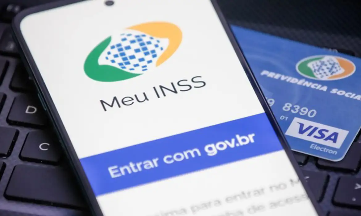 INSS esclarece: nova identidade não suspende aposentadoria - Imagem do artigo original