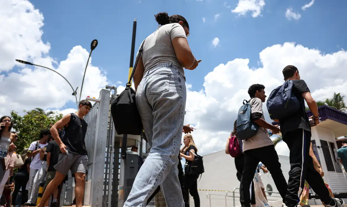 Inep Libera Declaração do Ensino Médio para Estudantes do Enem - Imagem do artigo original