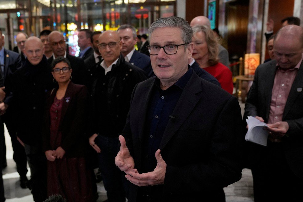 Premiê Britânico Chega à China em Visita Estratégica - Imagem do artigo original