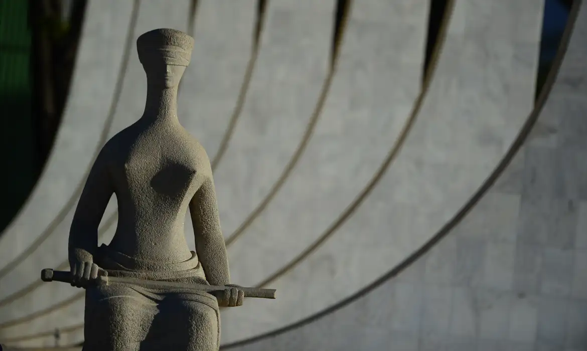 Alexandre de Moraes Nega Novas Visitas a Bolsonaro Preso - Imagem do artigo original