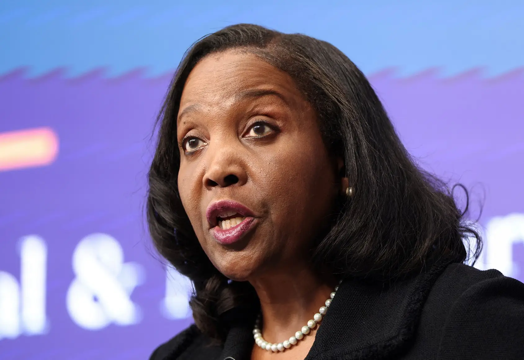 Suprema Corte demonstra ceticismo sobre demissão de diretora do Fed - Imagem do artigo