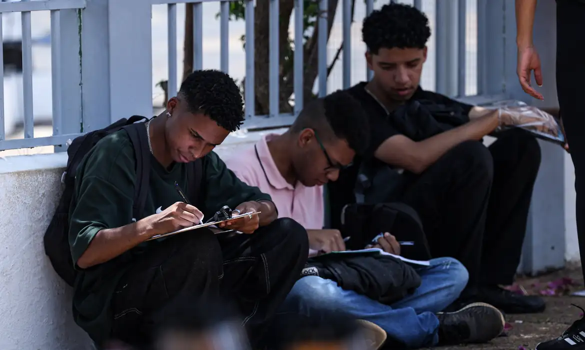 Inscrições Fies 2026 terminam nesta sexta; veja como concorrer - Imagem do artigo original