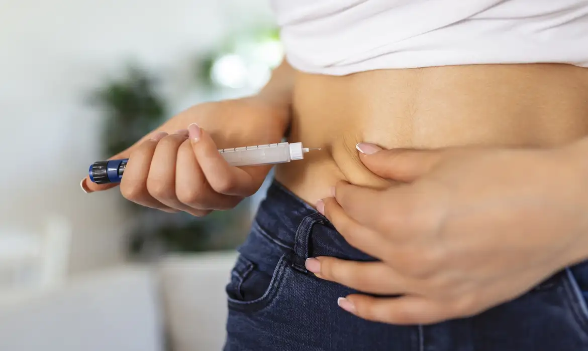 Anvisa Alerta: Risco de Pancreatite com Canetas Emagrecedoras - Imagem do artigo original