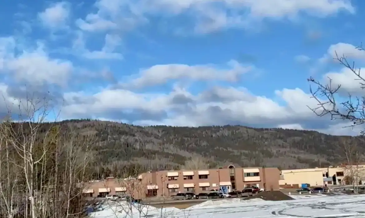 Tiroteio em Escola no Canadá Deixa 10 Mortos - Imagem do artigo original