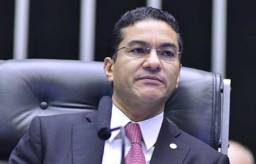 Hugo Motta pauta Acordo Mercosul-UE para votação - Imagem do artigo original