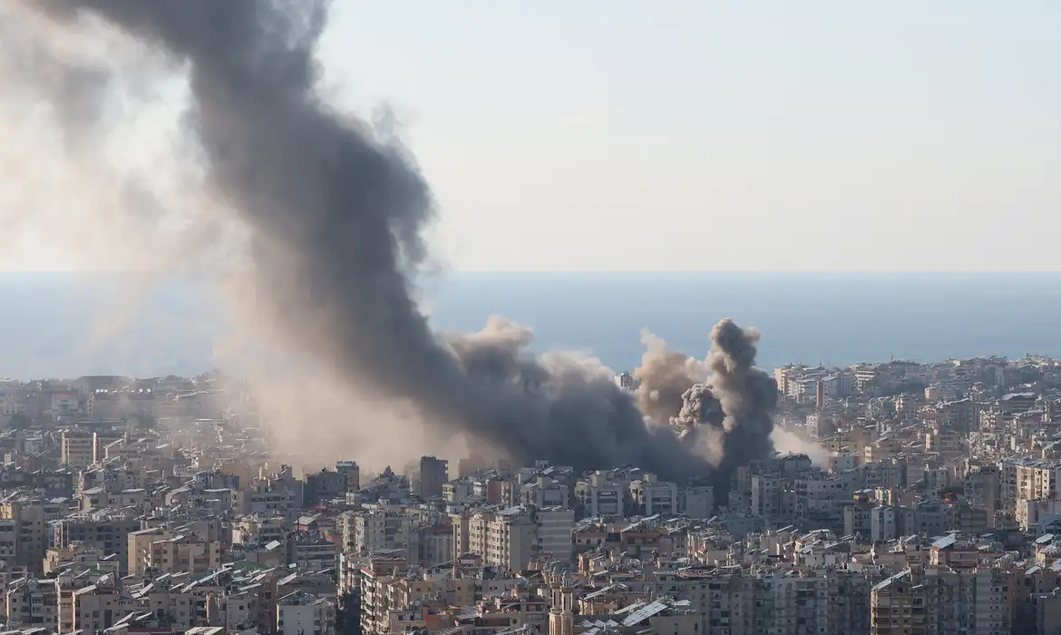 Embaixada: Nenhum brasileiro pede apoio para deixar o Irã - Imagem do artigo original