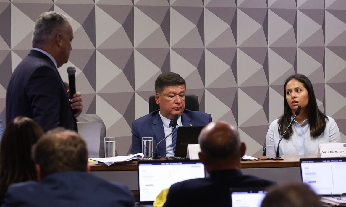 Ex-Secretária do Careca do INSS Revela Acesso a Cofre na CPMI - Imagem do artigo original