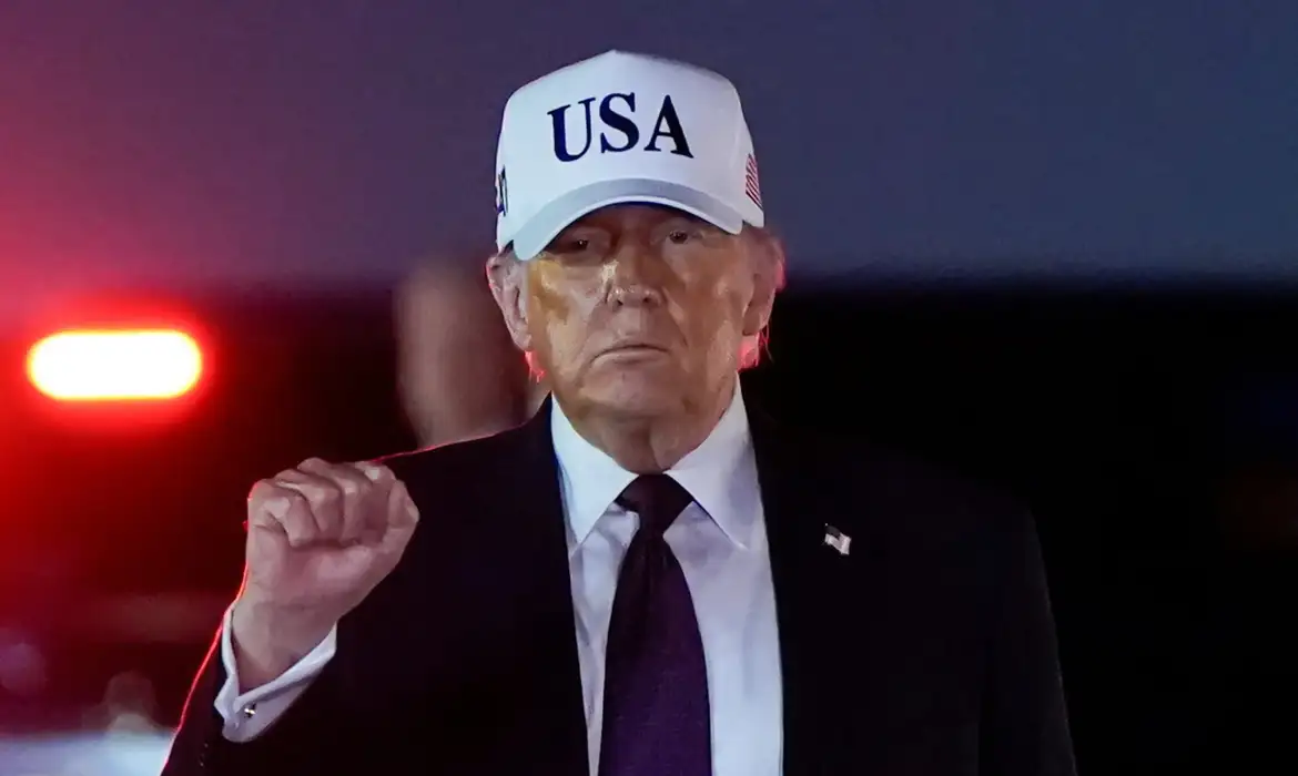 Dólar Recua para R$ 5,16 Após Sinais de Fim de Conflito - Imagem do artigo original