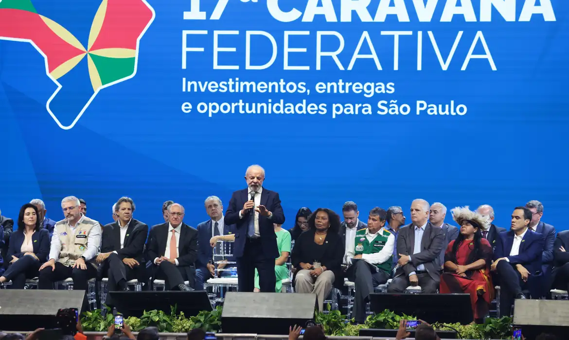 Lula questiona corte Selic: presidente esperava 0,5% - Imagem do artigo original