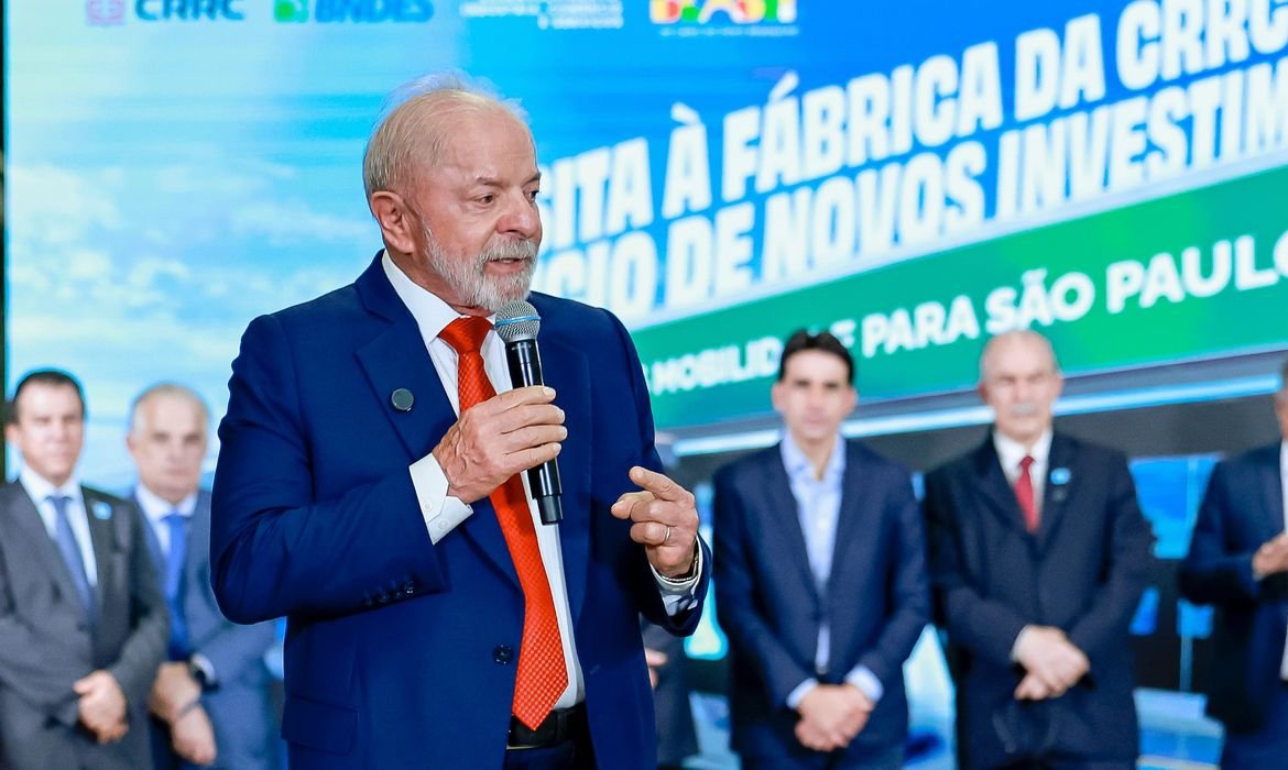 Lula defende tecnologia estrangeira e impulsiona indústria nacional - Imagem do artigo original