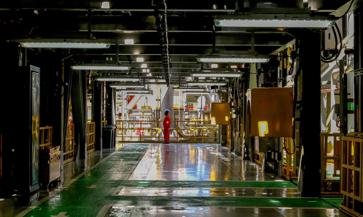 Brasil Atinge Produção Recorde de Petróleo e Gás em Fevereiro - Imagem do artigo original