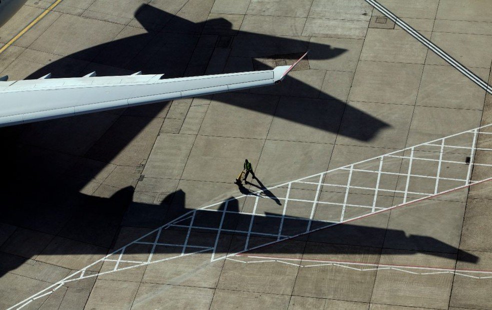 Conflito Afeta Companhias Aéreas: Custos de Voos em Alta - Imagem do artigo original