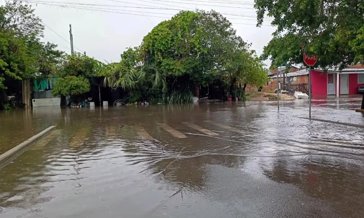 Temporal no RS causa devastação em 19 cidades e desalojados - Imagem do artigo original