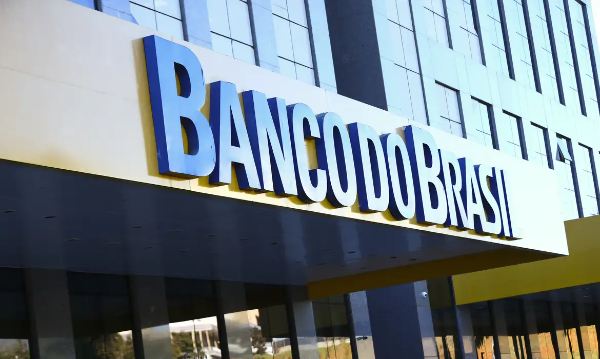 Lucro do Banco do Brasil Cai 54% com Crise no Agro - Imagem do artigo original