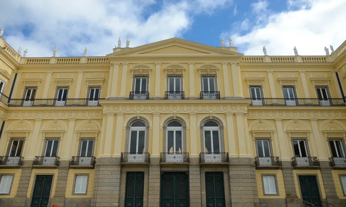 Museu Nacional Recebe Negativos de Vidro em Restituição Histórica - Imagem do artigo original