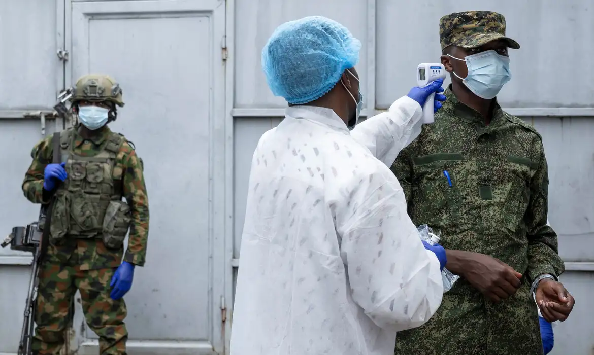 Ebola na África: Novo Surto na RDC e Uganda Declara Emergência - Imagem do artigo original