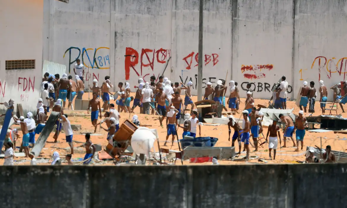 Impacto de Decisão EUA sobre Facções é Tema na TV Brasil - Imagem do artigo original