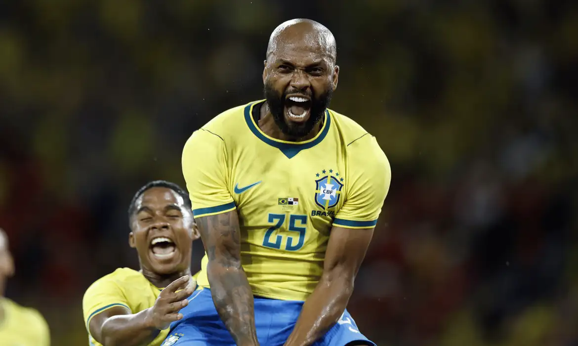 Seleção de Ancelotti Goleia Panamá por 6 a 2 no Maracanã - Imagem do artigo original
