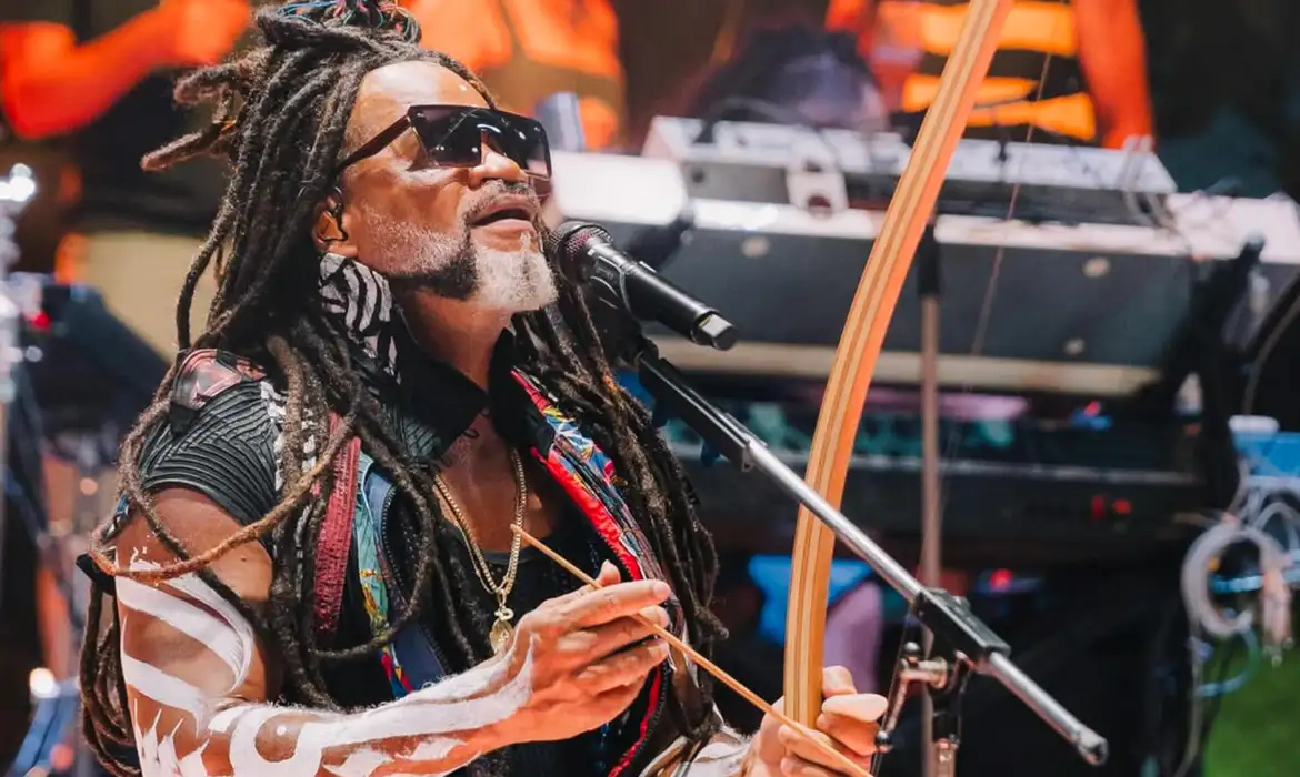 Orquestra Ouro Preto e Carlinhos Brown Lançam “Afrossinfonicidade” - Imagem do artigo original