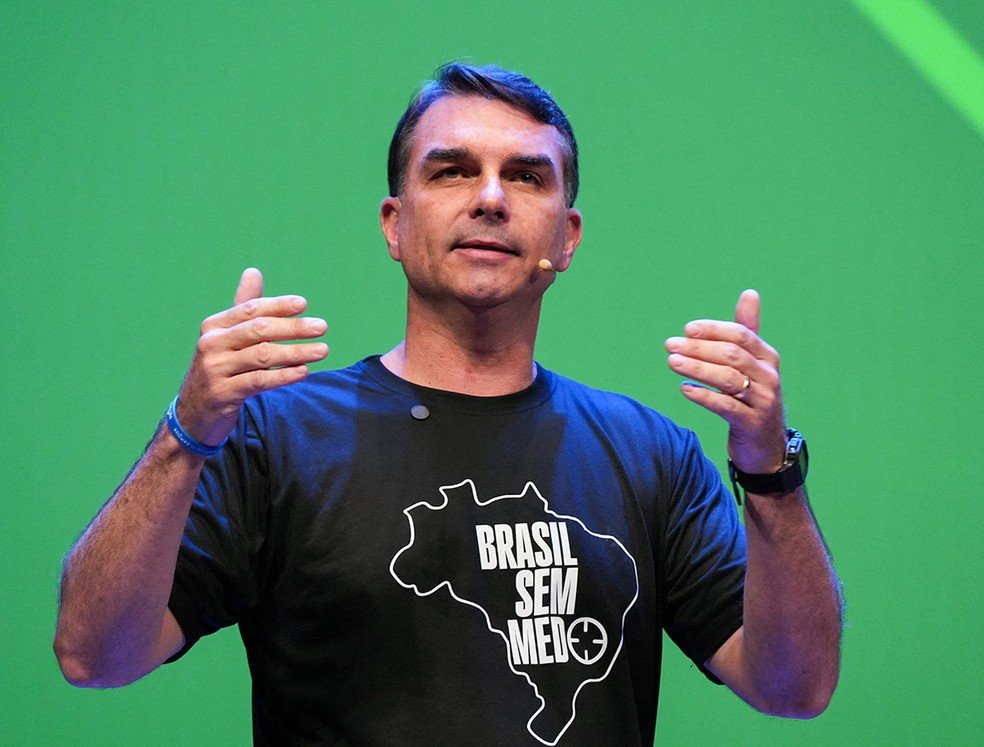 PF Conclui: Flávio Bolsonaro Caluniou Lula sobre Tráfico - Imagem do artigo original