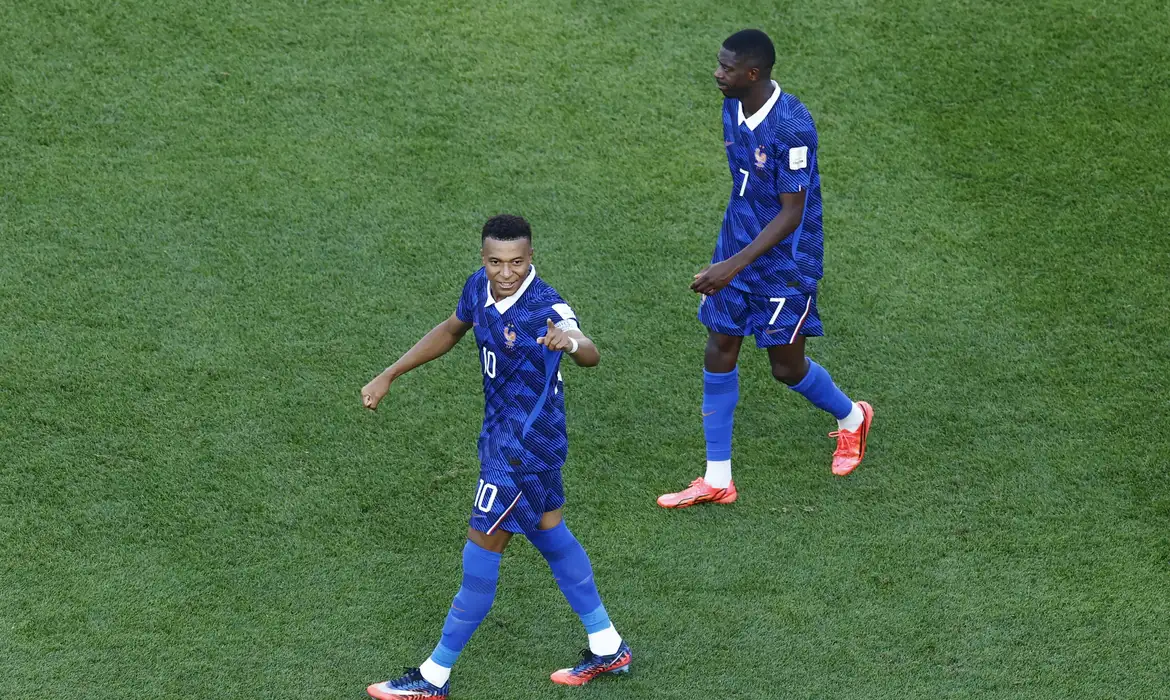 França impõe favoritismo e mira recordes inéditos na Copa 2026 - Imagem do artigo original