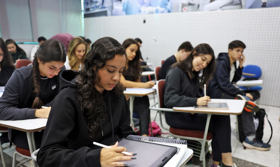 Prouni 2º Semestre 2026 Recebe Mais de 529 Mil Inscrições - Imagem do artigo original