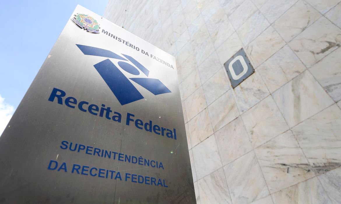 Receita Federal projeta R$ 17,2 bi em IR sobre dividendos - Imagem do artigo original