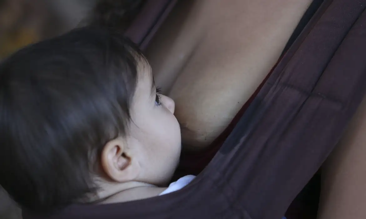 Amamentação reduz risco de doença cardíaca em mães - Imagem do artigo original